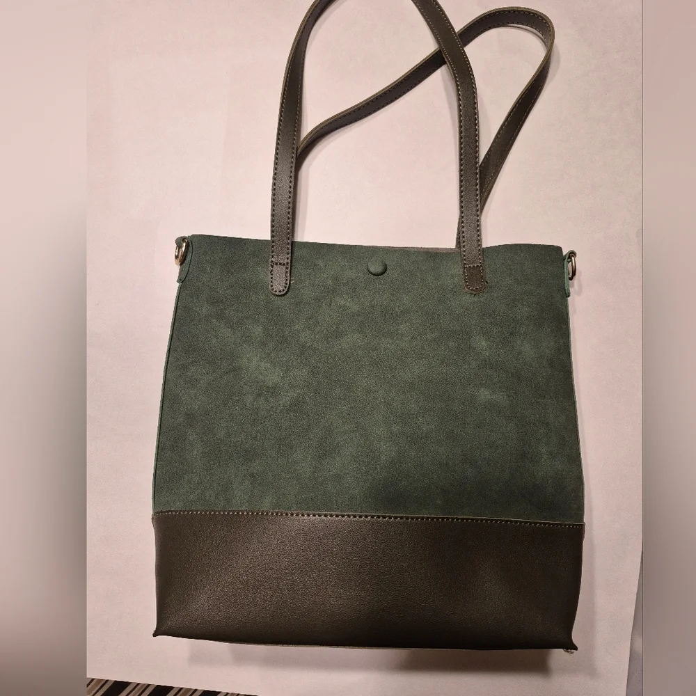 🆕️2 Toned Green Tote Bag And Crossbody